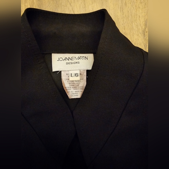 Women Uniform - Picture 3 of 3